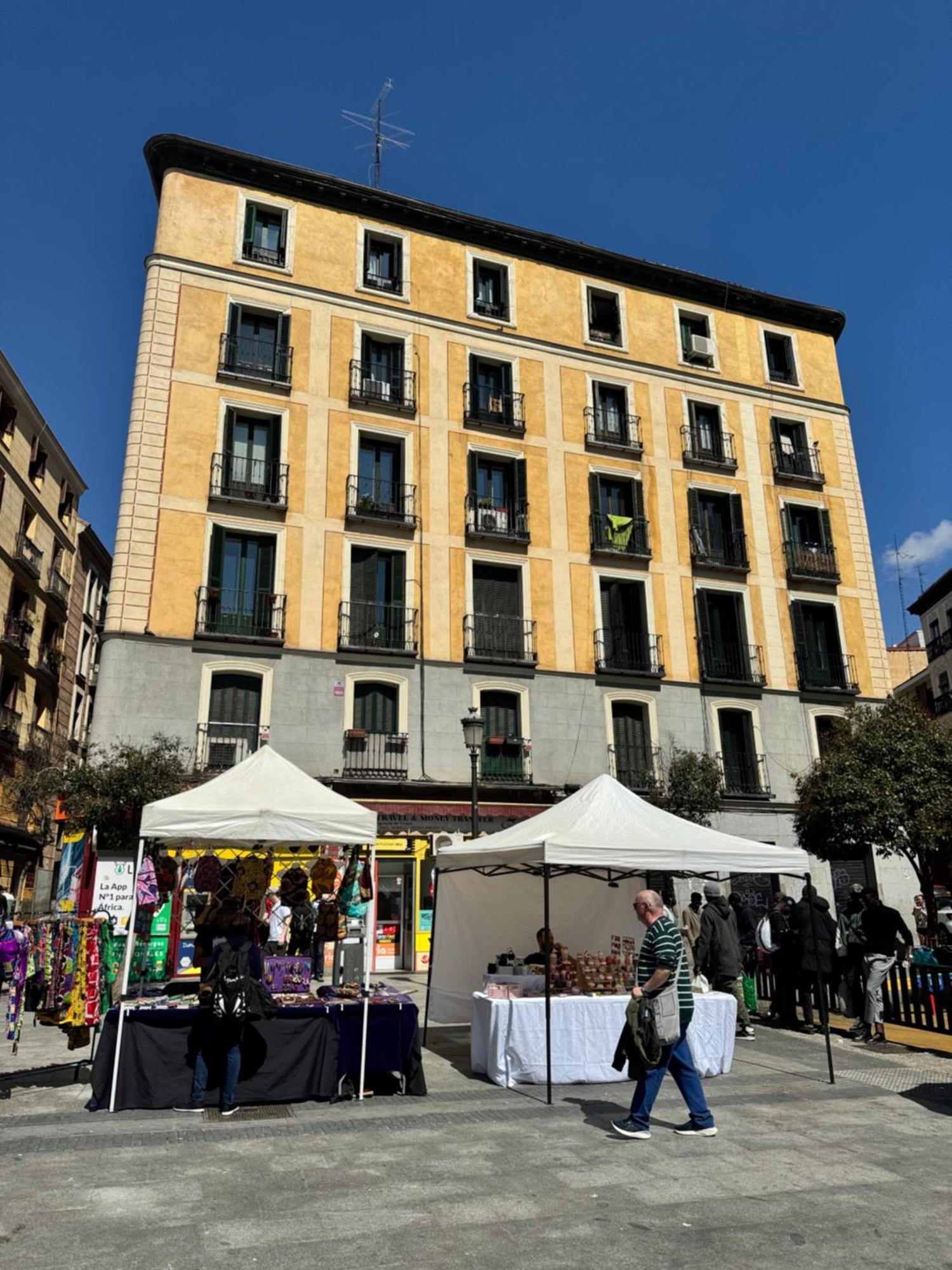 Artbel Rentals En Lavapies Madrid Exteriör bild
