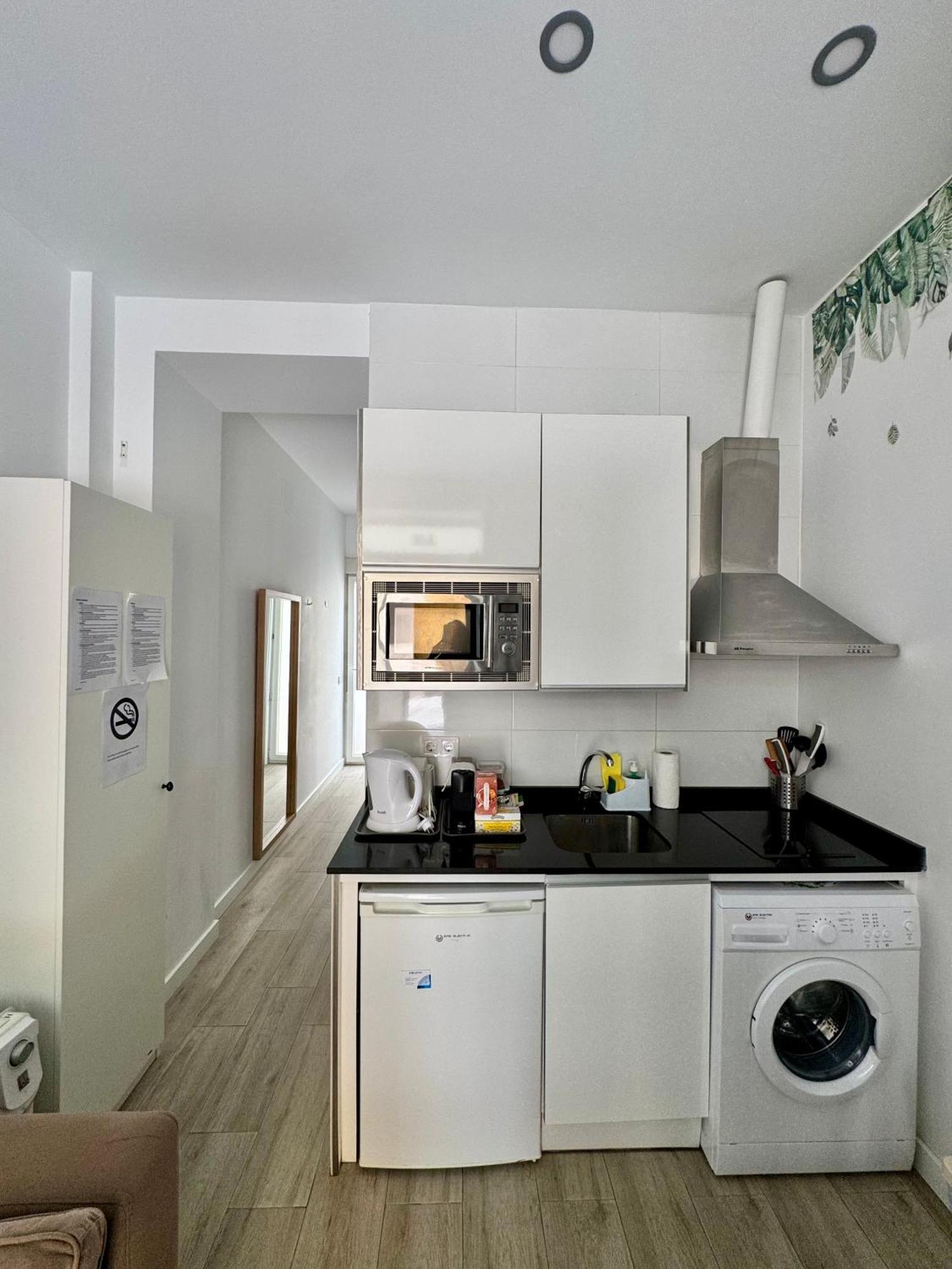 Artbel Rentals En Lavapies Madrid Exteriör bild